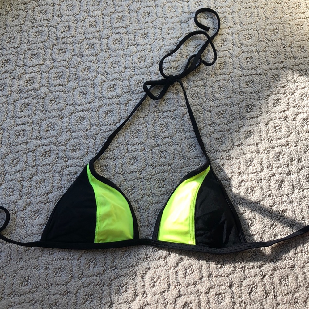 Victoria’s Secret PINK bikini top